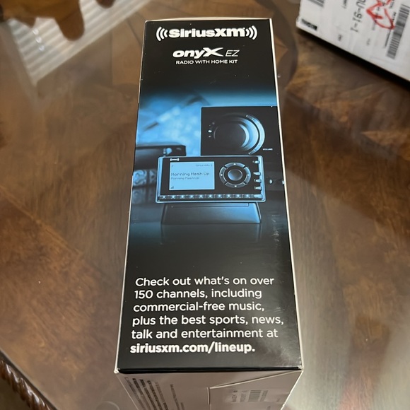 NEW IN BOX! SiriusXM Satellite Radio Home Kit - Picture 4 of 5